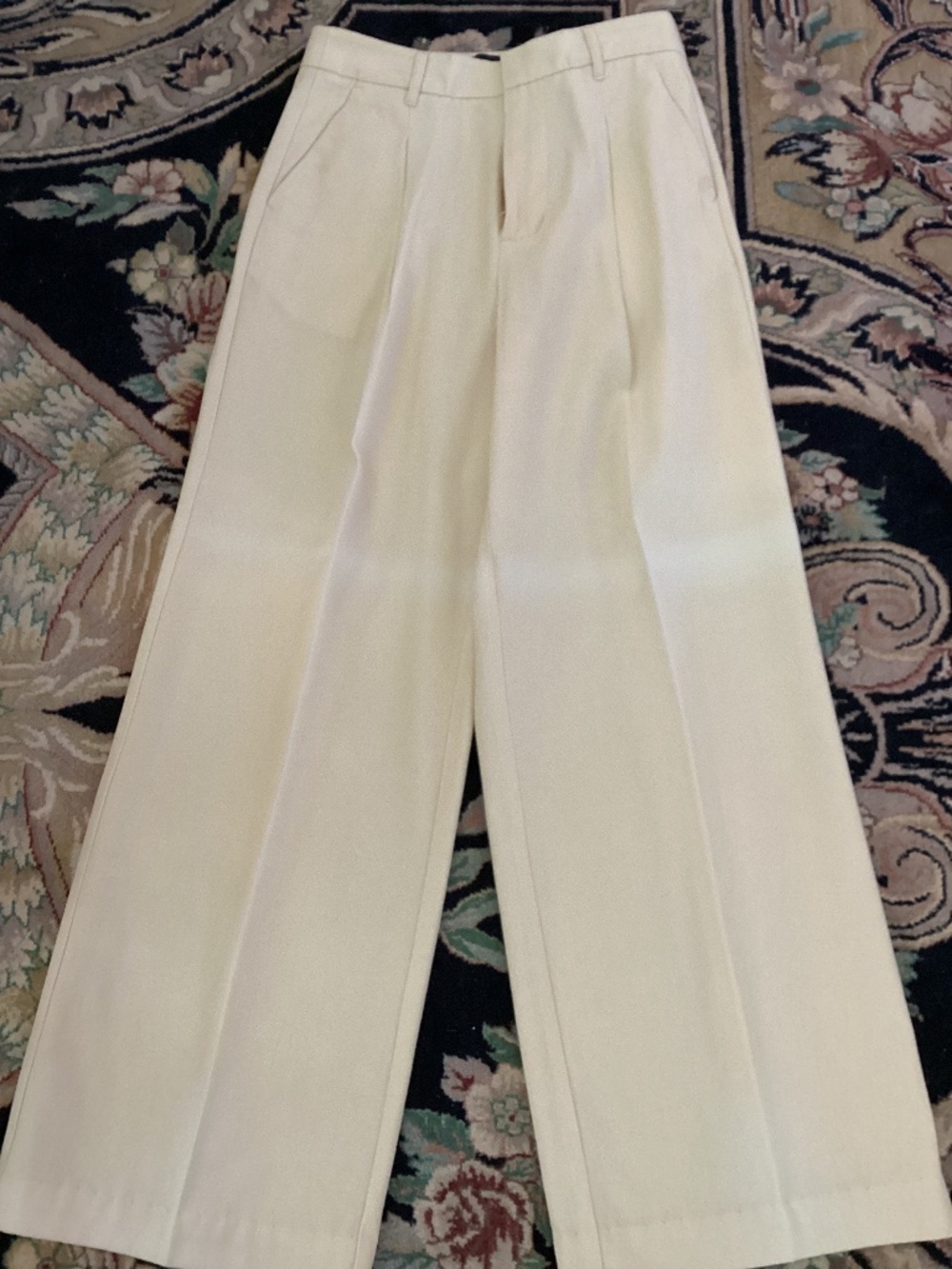 JOE’S 100% COTTON HIGH RISE PANTS WITH FRONT PLEATS - CREAM COLOR - SIZE 2